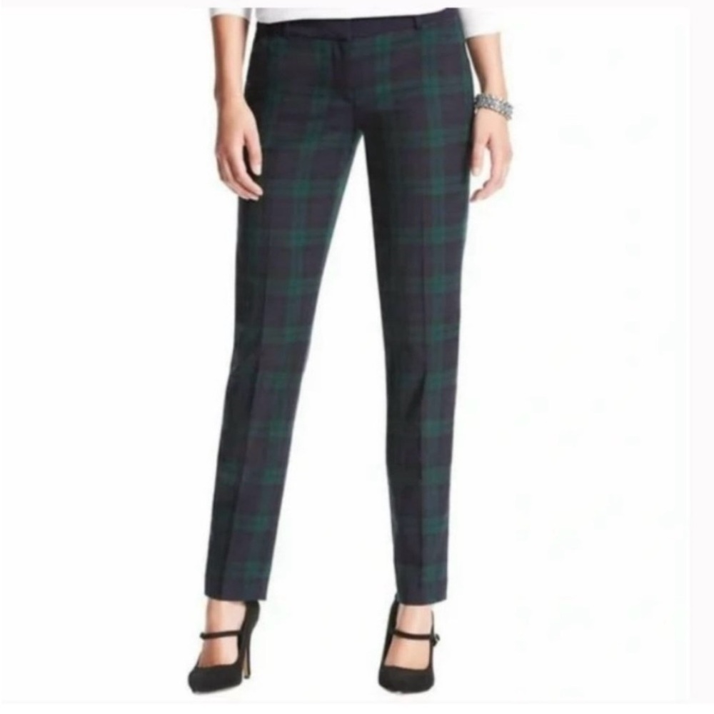 Ann Taylor Factory Black and Green Plaid Cropped Pants, Great for Fall or Winter